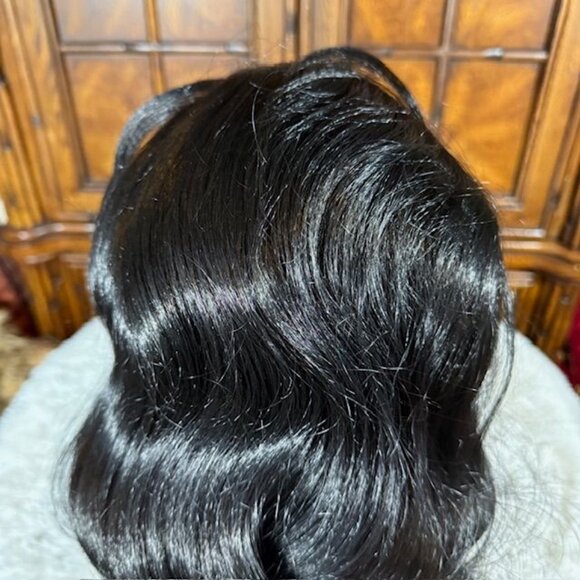 Isis Brown Sugar BS610 Silk 31" Lace Front Free Flow 4x4 Part Color 1B Wig - Picture 9 of 16